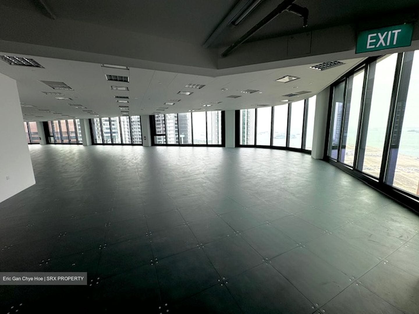 Hub Synergy Point (D2), Office #438054511